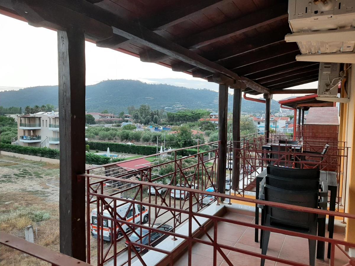 Hotel Kosmas 萨尔蒂 外观 照片