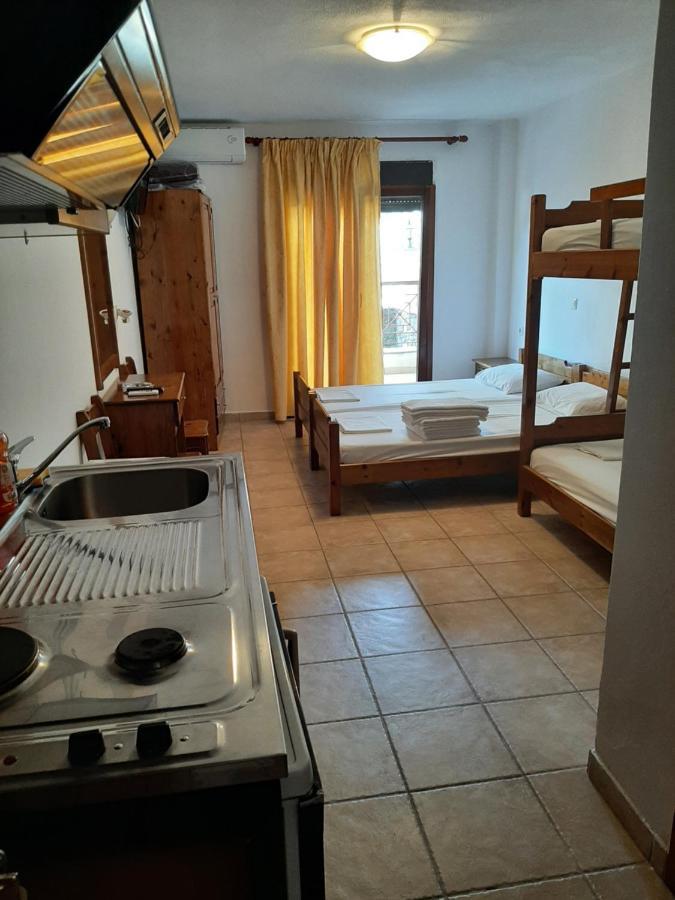 Hotel Kosmas 萨尔蒂 外观 照片