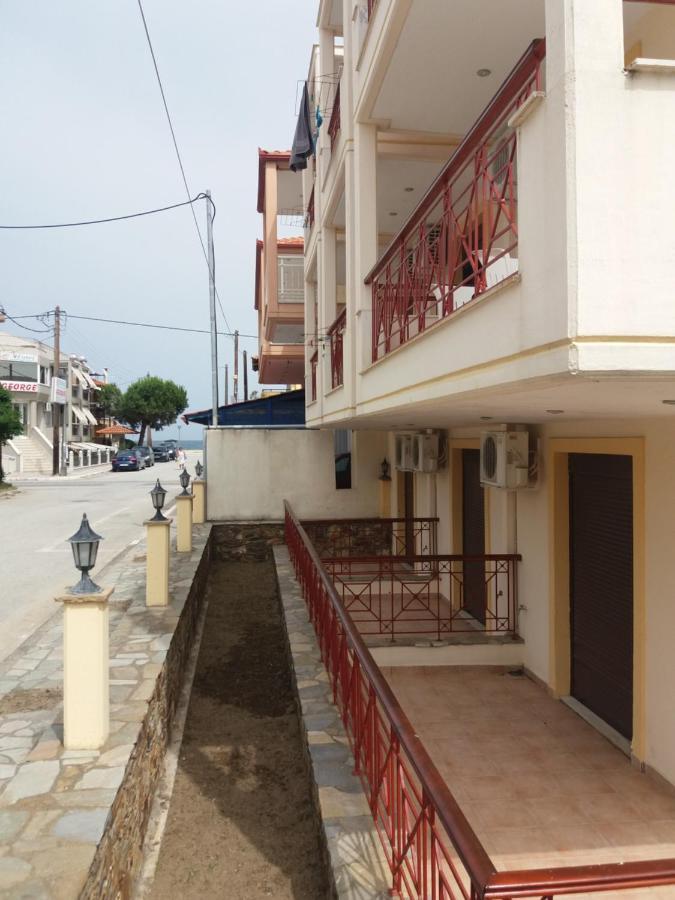 Hotel Kosmas 萨尔蒂 外观 照片