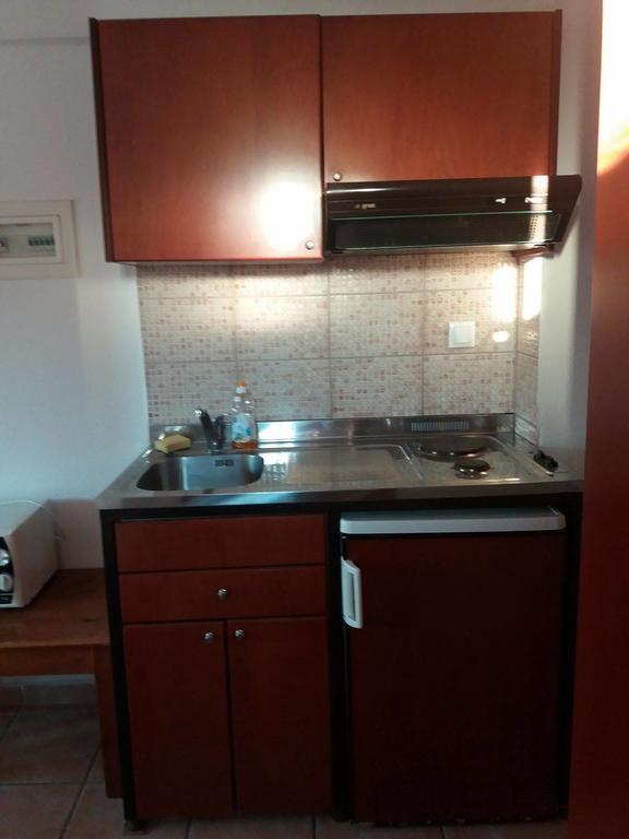 Hotel Kosmas 萨尔蒂 外观 照片