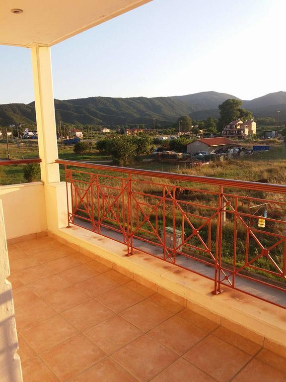 Hotel Kosmas 萨尔蒂 外观 照片