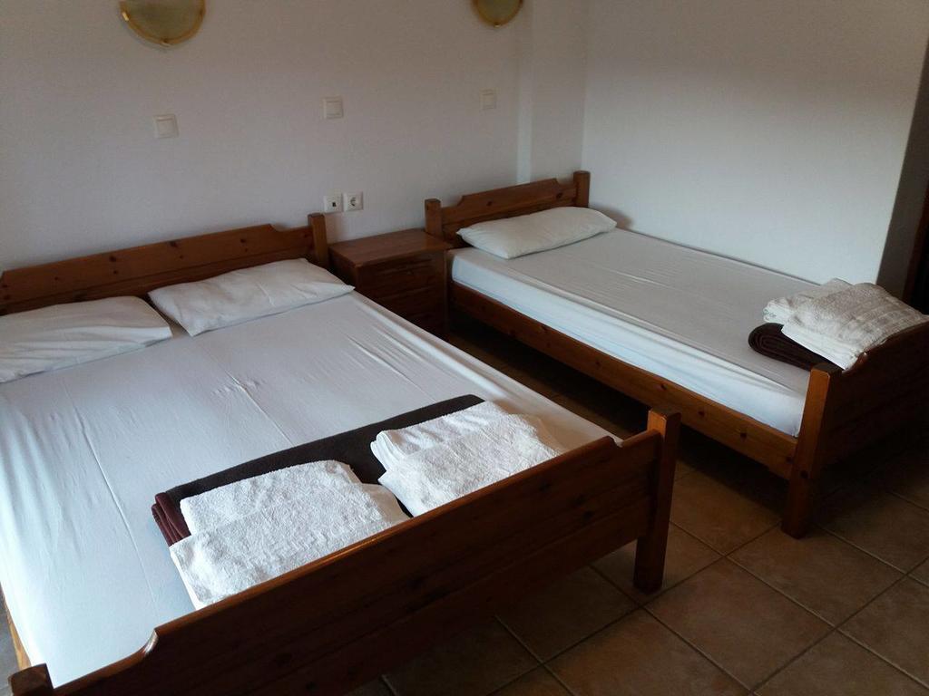 Hotel Kosmas 萨尔蒂 外观 照片