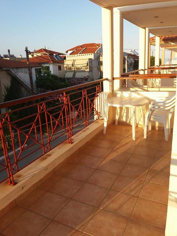 Hotel Kosmas 萨尔蒂 外观 照片